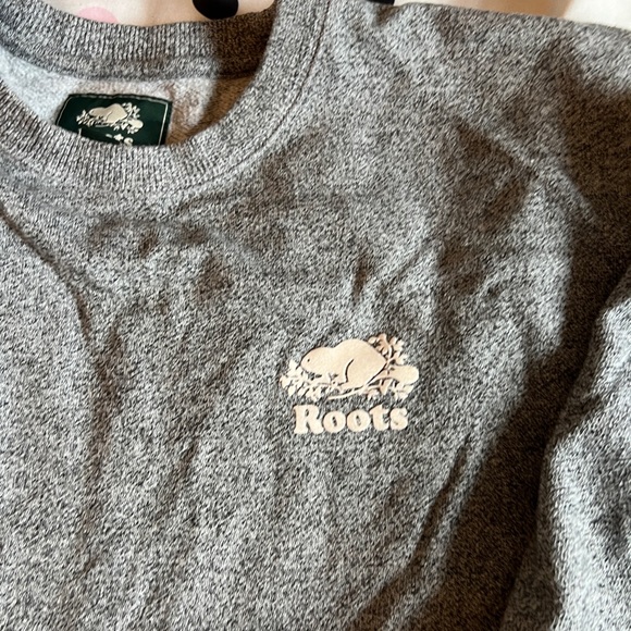 ROOTS CREWNECK - Picture 2 of 4